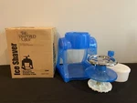 Pampered Chef Ice Shaver #2945 W/ Cup & Lid And Box. Fixed Price $9.99.