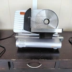 Weston Supply 83-0750-W 7-1/2" Meat Slicer With Shield Guard Tested. Fixed Price $49.99.