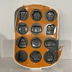 Wilton Cookie Pan Halloween 12 Cavity Non Stick Ghost Dracula 16 1/2 X 11.2. Fixed Price $14.44.