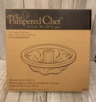 Retired Pampered Chef Silicone Crown Cake Bundt Pan #1614 W/instructions Nib. Fixed Price $18.79.