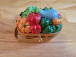 Giftco Vegetable Basket, Refrigerator Refreshner, Baking Soda Holder. Euc. Fixed Price $10.00.