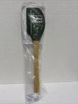 Pampered Chef 100748 Holiday Scraper Wood Handle Spread Cheer Green. Fixed Price $10.49.