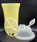 Tupperware Quick Shake, Gravy Shaker Mixer Blender 844-3 16OZ Yellow. Fixed Price $10.00.