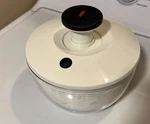 Oxo Salad Spinner Bowl Great Condition Works 3 Pieces. Fixed Price $18.99.