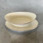 Lenox Solitaire Gravy Boat With Attached Underplate. Fixed Price $45.00.