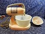 Dormeyer 10 Speed Power-chef Electric Food Mixer Model 4201 Tested Works. Fixed Price $24.00.