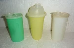 3 Vtg Tupperware Yellow Green & White Shaker Cup Flip Top Lid Gravy Dressing S6. Fixed Price $11.69.