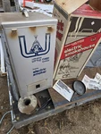 Luhr Jensen Usa Little Chief Home Electric Smoker Model 9800 Vintage. Fixed Price $95.00.