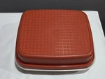 Vtg Tupperware Lg Marinade Meat Tenderizer Container Paprika Red #1294-6 + Lid. Fixed Price $14.99.