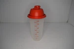 Tupperware Quick 16OZ Mixer Shaker Measuring Cup 844-28. Fixed Price $15.00.