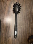 Cuisinart Slotted Pasta Server Black Dishwasher Safe 13" U52. Fixed Price $10.00.