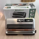 Foodsaver FM5480 2-IN-1 Vacuum System Preservation Sealer. Fixed Price $49.95.