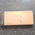 The Pampered Chef 2715 Meat Lifters 2-PIECE Set, Plastic Handles, Loop. Fixed Price $28.00.