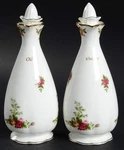 Royal Albert Old Country Roses Oil And Vinegar Cruet Set Bottles New. Fixed Price $179.99.