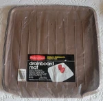 Vtg 1983 Rubbermaid Drainboard Mat No. 1120 14 3/4" X Chocolate. Fixed Price $49.77.