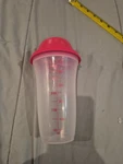 Tupperware Quick Shake Mixer Blender 16 Oz. Red Lid Insert 3 Pc Set #844-25. Fixed Price $13.95.