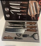 6-PIECE Kitchen Set Japanese Damascus Chef Knives Non-stick W/ Peeler Gift Box. Fixed Price $11.99.