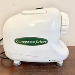 Omega 8003 Nutrition Center Slow Speed Masticating Juicer Base Tested Works. Fixed Price $38.99.