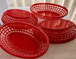 Set Of 4 Tablecraft Retro Red Oval Plastic Fast Food Baskets Made In Usa. Fixed Price $8.75.