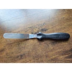 Vintage Wilton Comfort Grip Frosting Spatula - 9" Black Japan. Fixed Price $8.49.