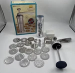 Marcato Atlas Biscuits Cookie Press Silver, 20 Discs, Made In Italy Read. Fixed Price $29.95.