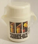 Kayser Squeeze-eaze Picher Then Pour Glass New. Fixed Price $9.95.
