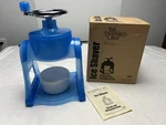 Pampered Chef Ice Shaver Manual Shaved Maker Blue Model 2945 W/original Box. Fixed Price $11.00.