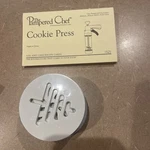 16X Spritz Cookies Disks Discs Replacement The Pampered Chef Press # 1525. Fixed Price $12.50.