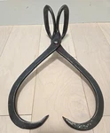 Antique Gifford Wood Co. No. 554-14 Ice Tongs Hudson Ny. Fixed Price $26.99.