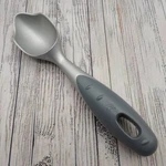 Pampered Chef Ice Cream Scoop 2731 Non Stick Pointed Cut Hard Easy. Fixed Price $16.99.