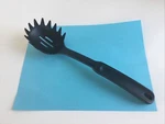 Pampered Chef Black Nylon Slotted Pasta Spaghetti Fork Server #2319. Fixed Price $11.75.