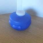 Tupperware Bagel Keeper, Salad, Snack Container Blue #4440A-4 + Mini Smidget. Fixed Price $7.00.