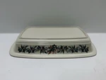 Lenox Christmas Winter Greetings Older Bake & Serve Rectangle Baking Dish. Fixed Price $51.00.