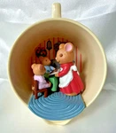 Avon Merry Mice Treat Cozy Kitchen Cup Christmas Ornament Very Cute No Box. Fixed Price $43.44.