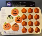 Wilton Pumpkin Shaped Bite Size Treat Mold 24 Cavity Oven Safe 500F New. Fixed Price $10.00.