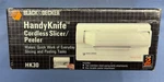 Black & Decker Handyknife Cordless Slicer Peeler New HK30 Vtg 1987 Attachments. Fixed Price $14.49.