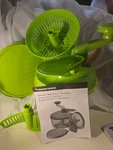 Tupperware Quick Chef System-manual Turn Handle Food Processor- Green New. Fixed Price $24.99.